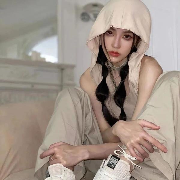 只是查理